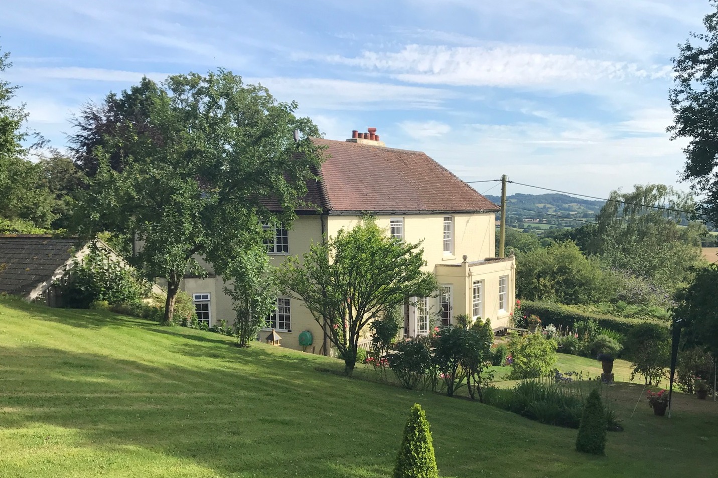 SOLD Elegant Country House in East Knoyle Rural View Estate Agents