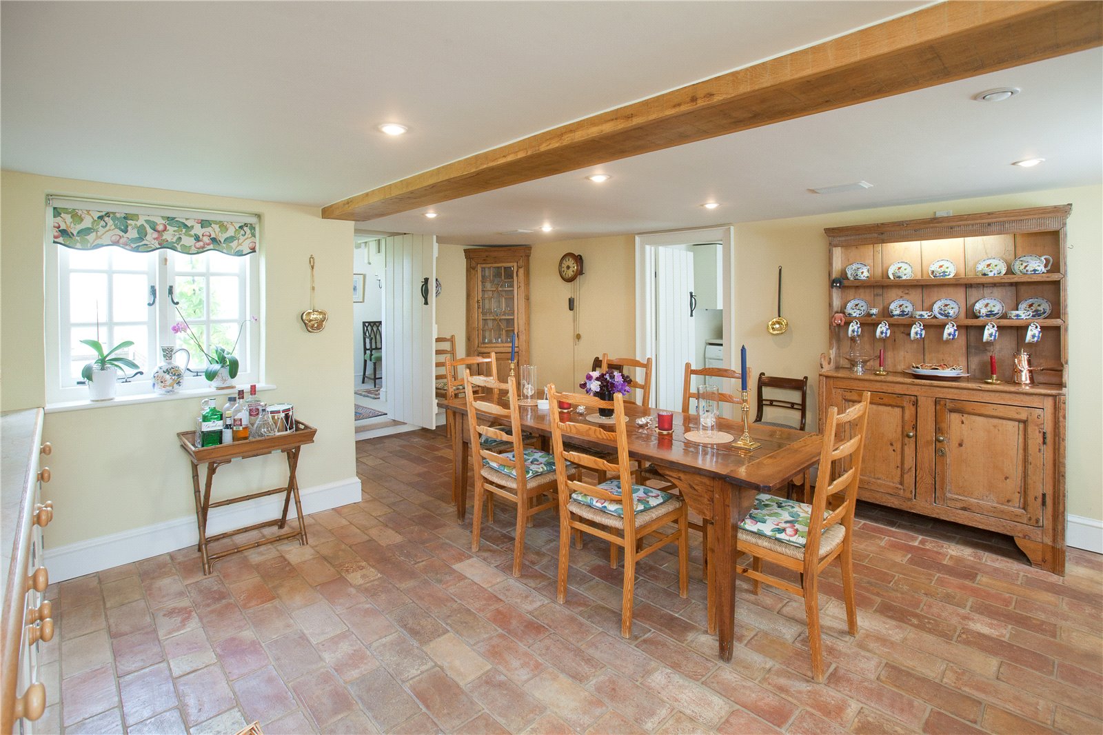 TSB240035_06.jpg TSB240035_06.jpg