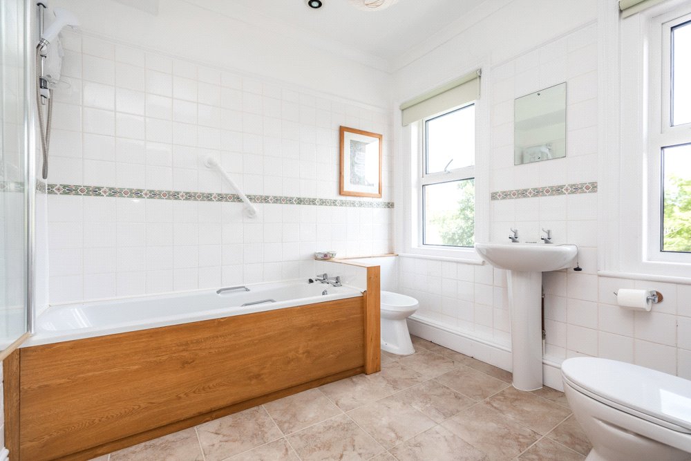 TSB240084_07.jpg TSB240084_07.jpg