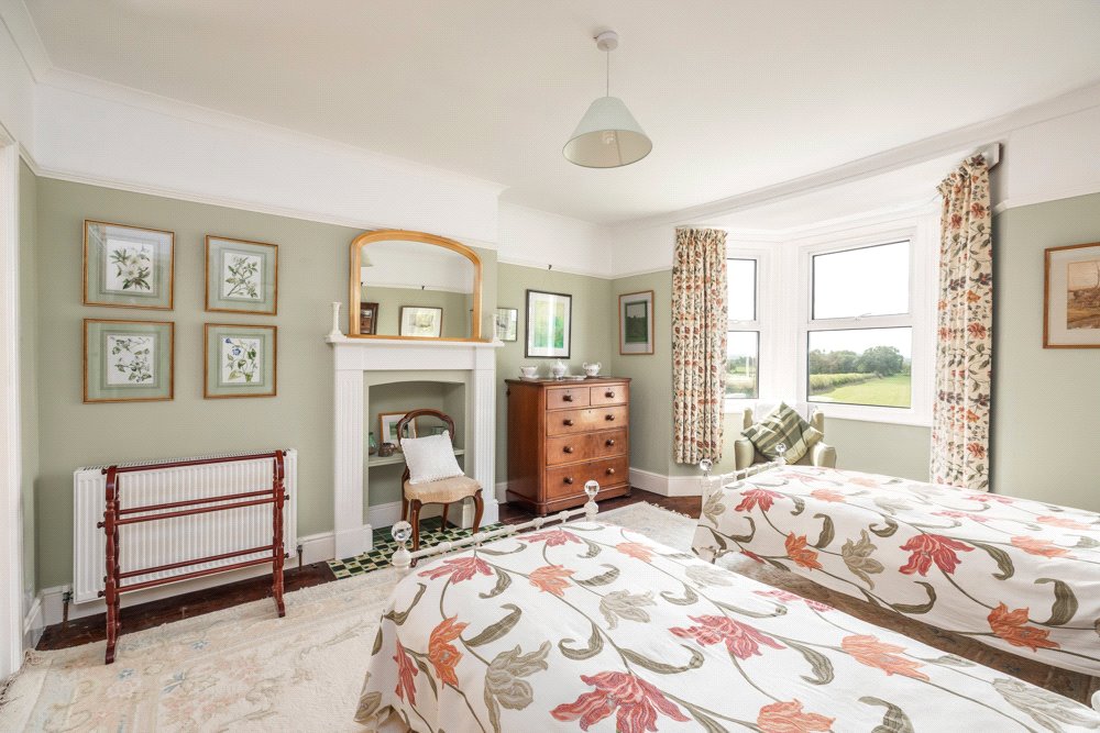 TSB240084_08.jpg TSB240084_08.jpg