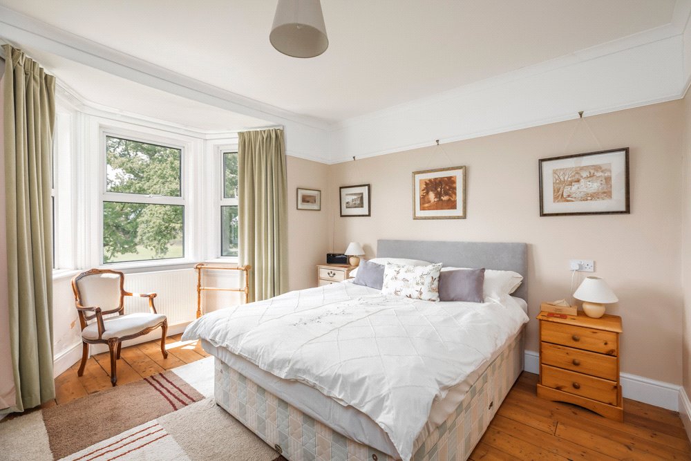 TSB240084_09.jpg TSB240084_09.jpg