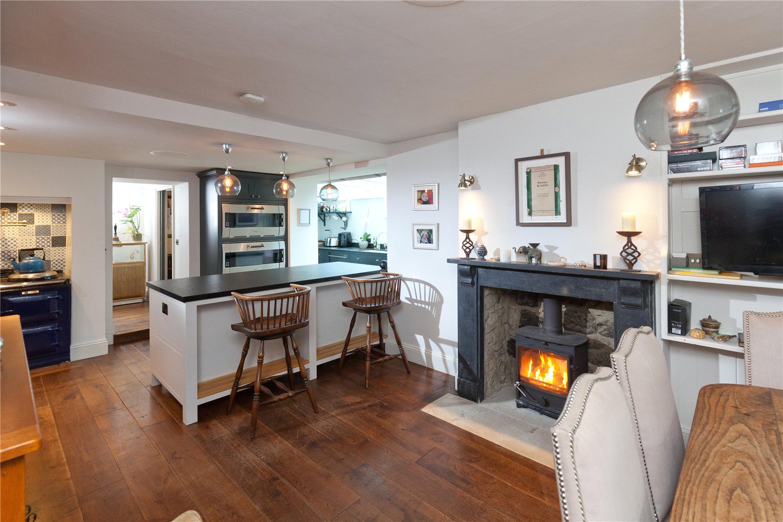 Picture No. 04 Picture No. 04