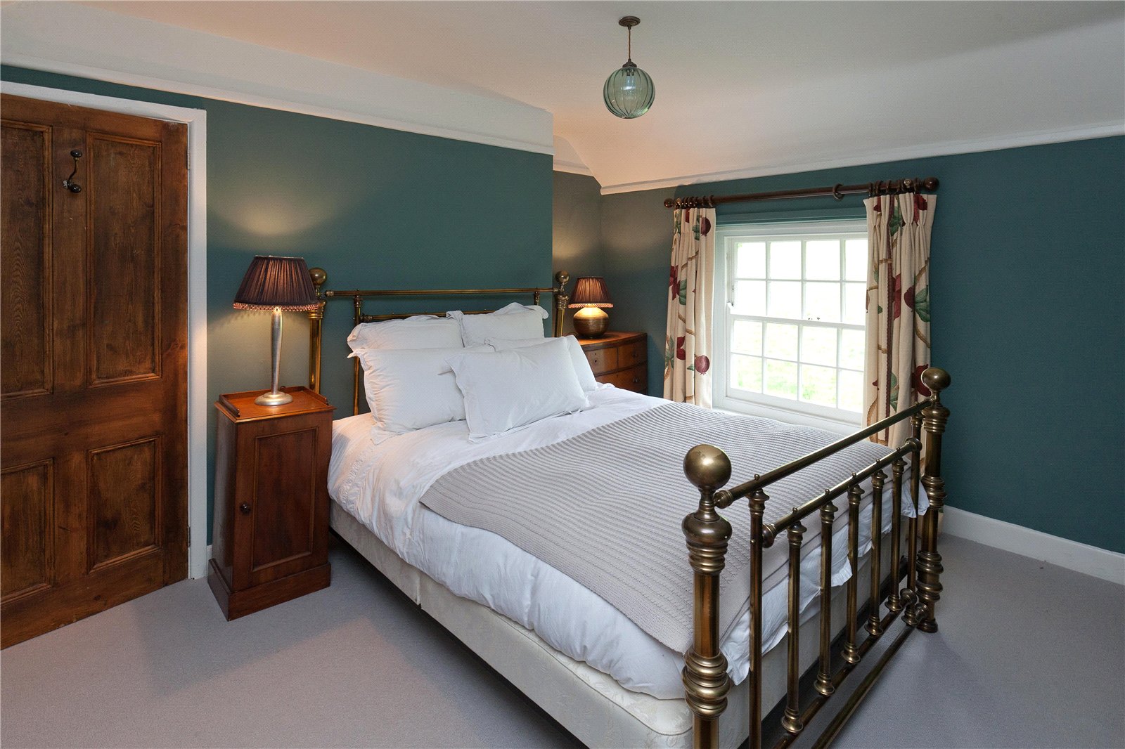 Picture No. 12 Picture No. 12