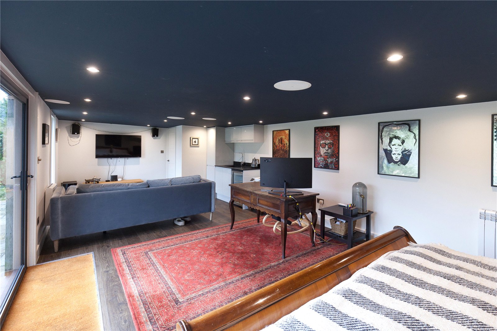 Picture No. 14 Picture No. 14