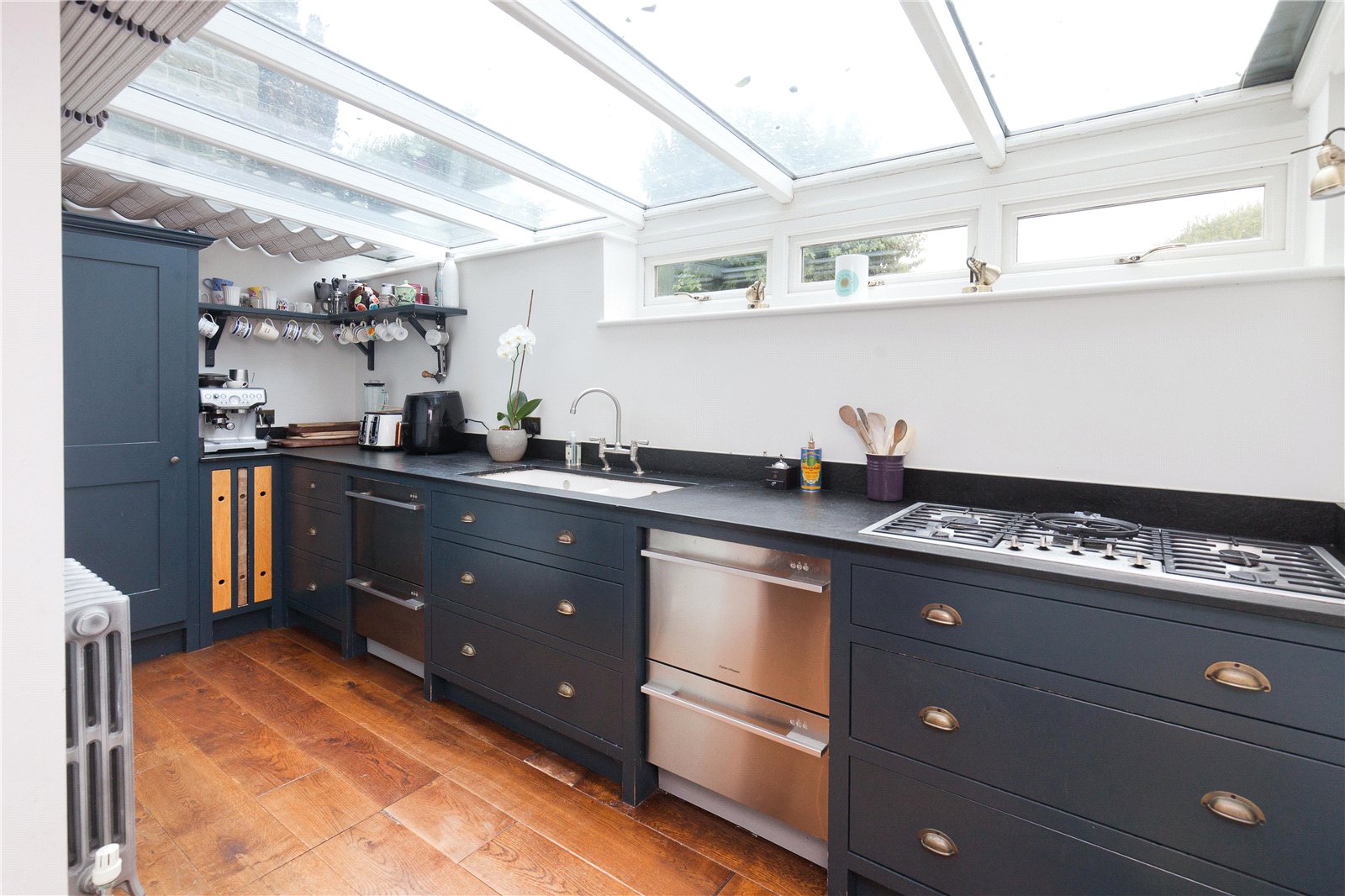 Picture No. 29 Picture No. 29