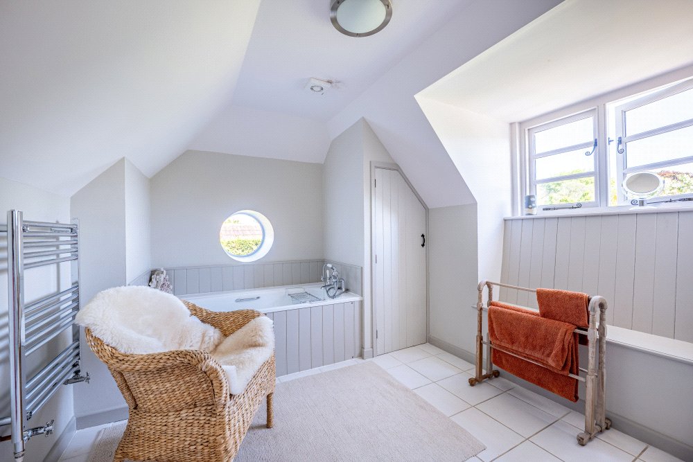 TSB250035_43.jpg TSB250035_43.jpg