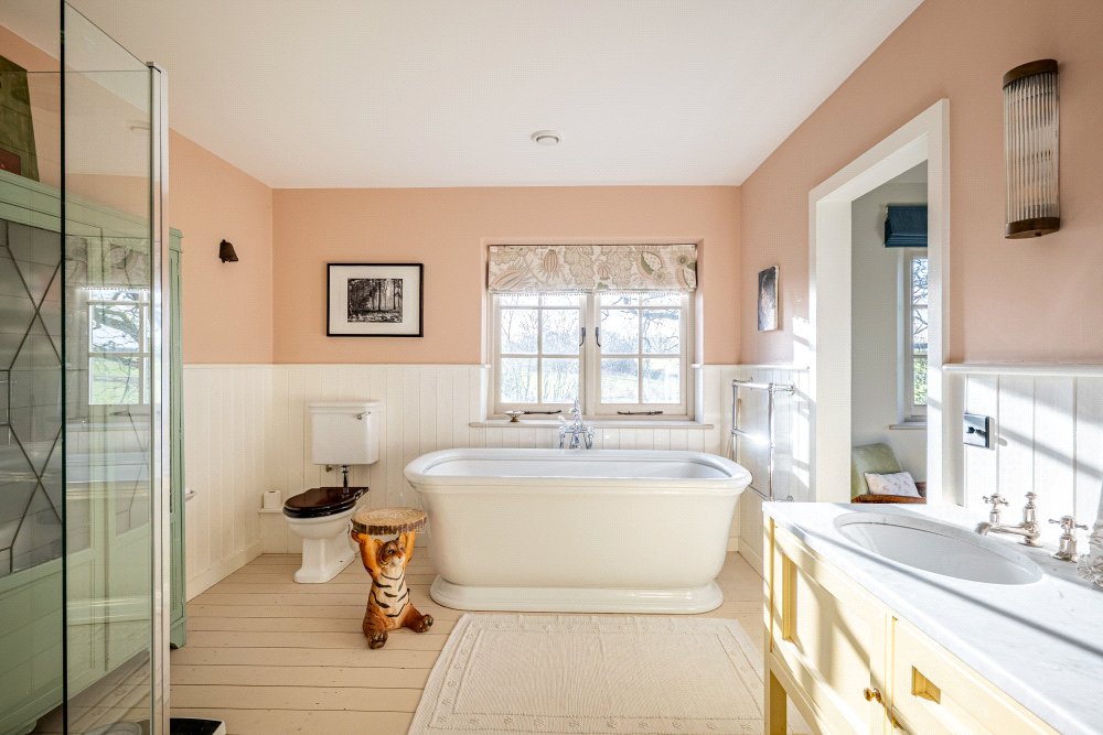 Picture No. 24 Picture No. 24