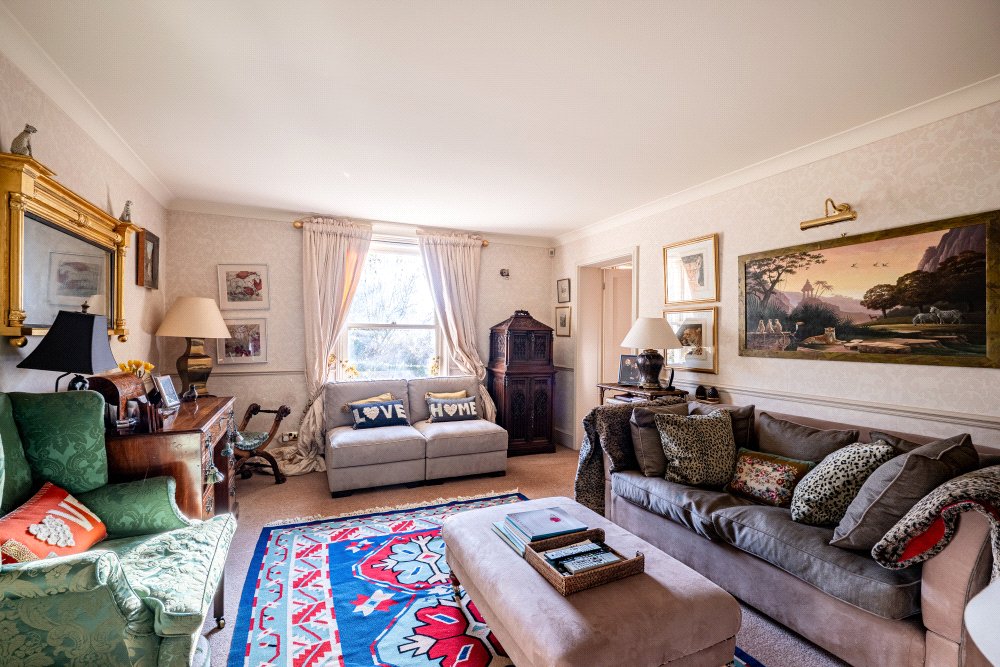 TSB250095_04.jpg TSB250095_04.jpg