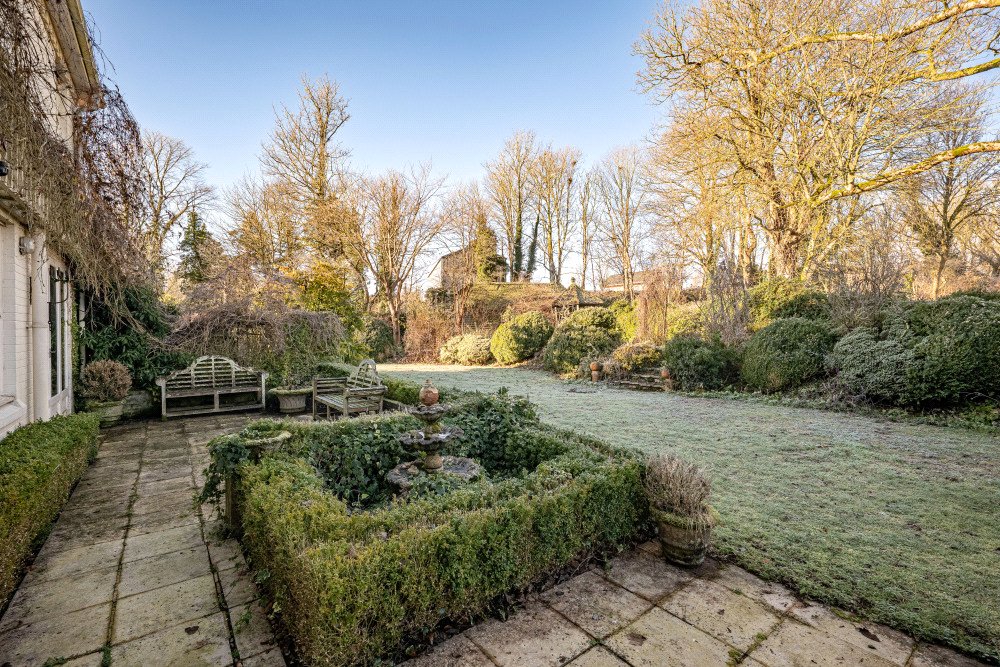 TSB250095_13.jpg TSB250095_13.jpg